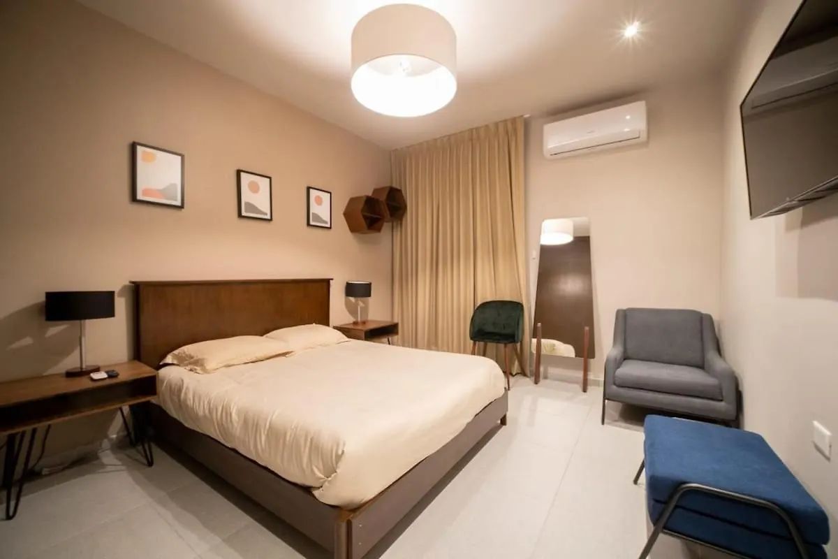 Peninsula Stays 2 Bedroom Designer Apartment & 200 Mb Fast Wifi New Listing! Mérida México