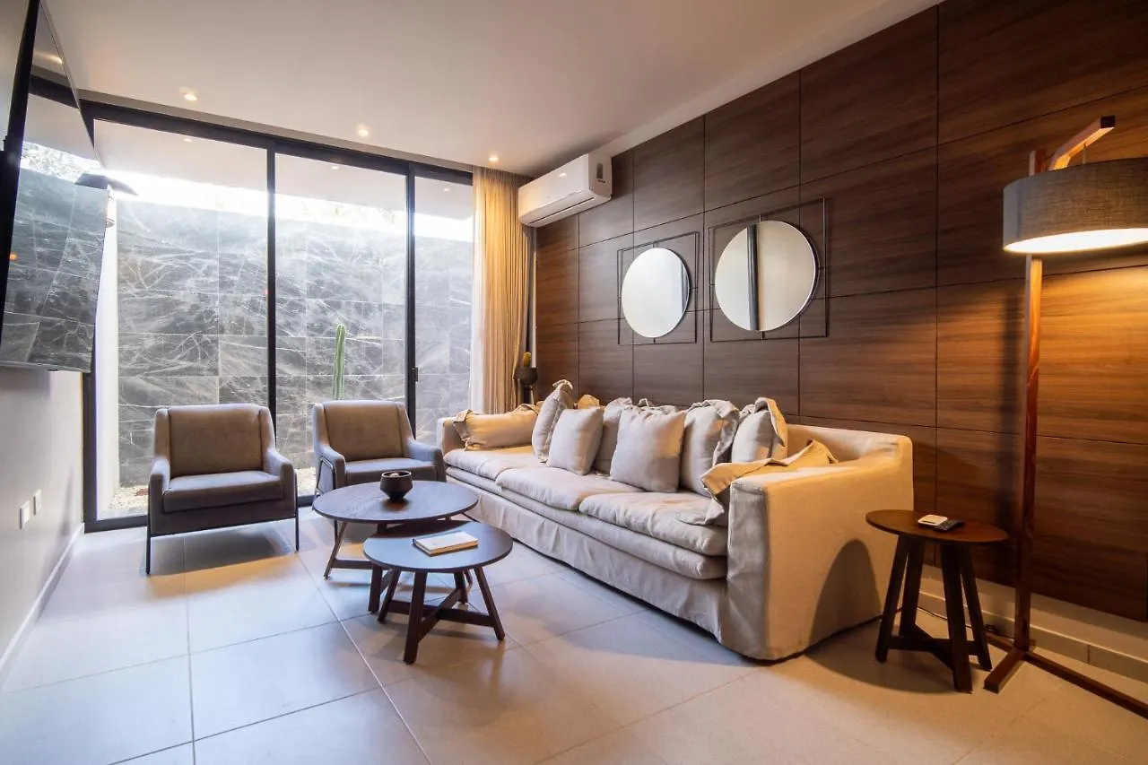 Peninsula Stays 2 Bedroom Designer Apartment & 200 Mb Fast Wifi New Listing! Mérida Messico